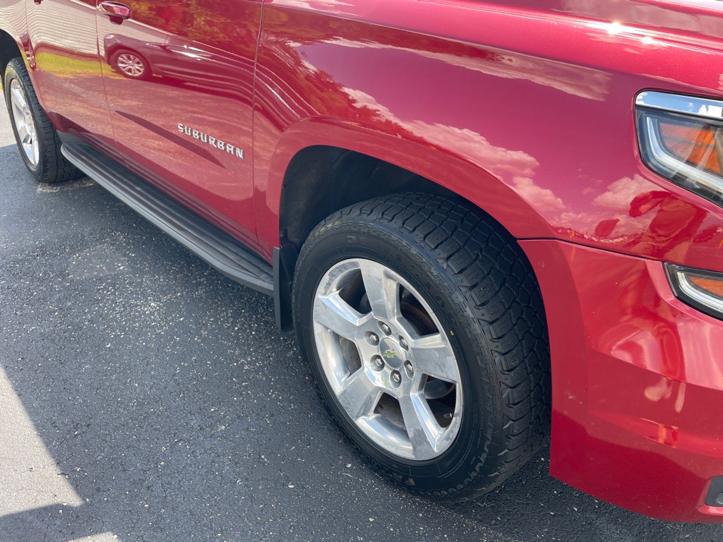 2015 Chevrolet Suburban Image 46