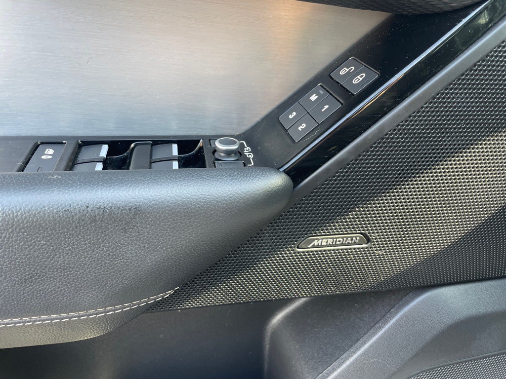 2020 Land Rover Range Rover Image 16