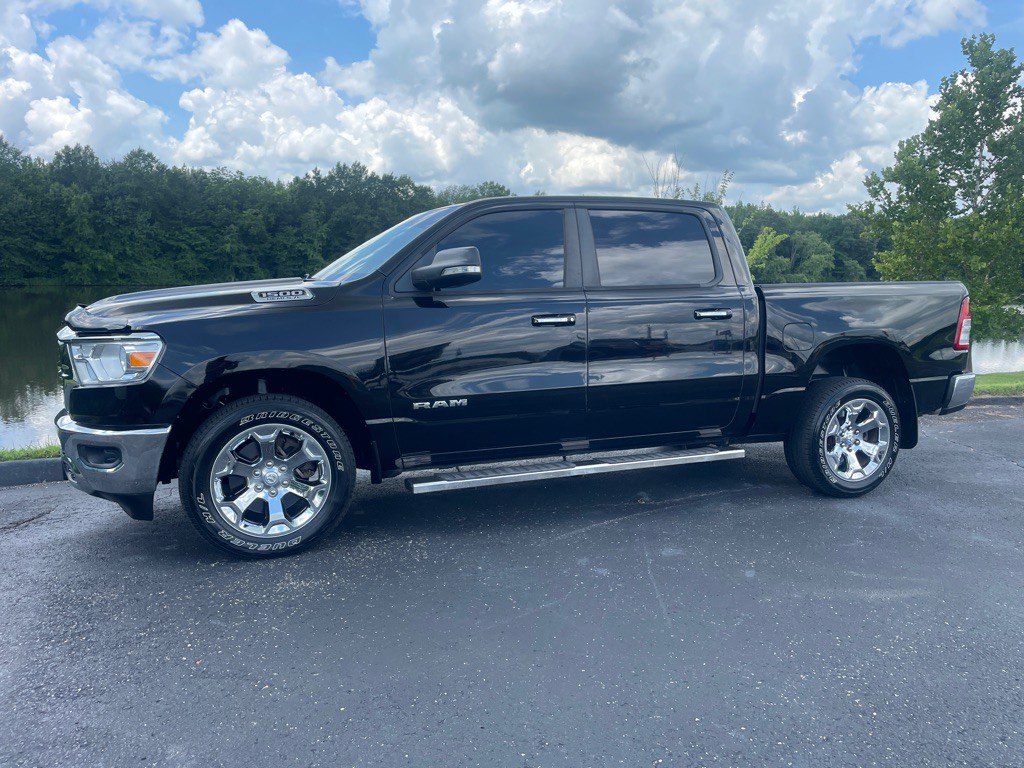 2019 RAM 1500 Image 3