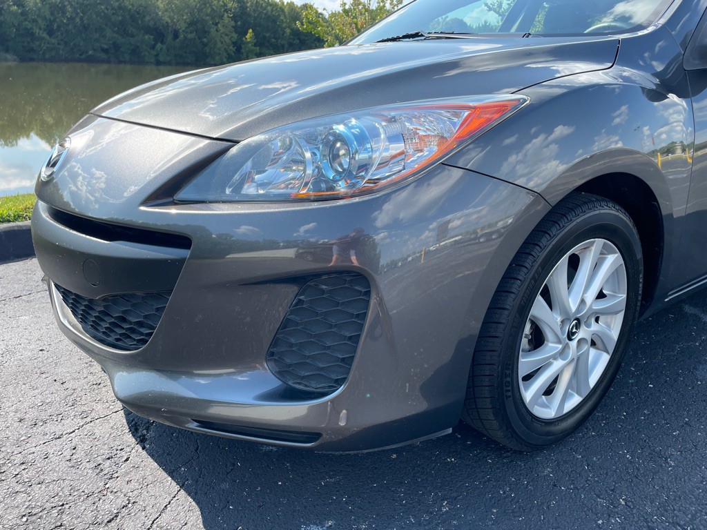 2013 Mazda Mazda3 Image 8