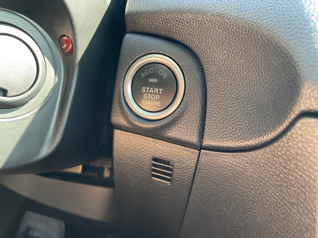 2013 Mazda Mazda3 Image 17