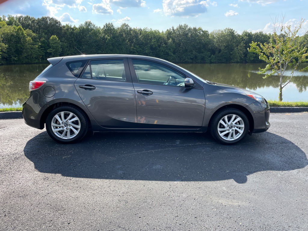 2013 Mazda Mazda3 Image 34