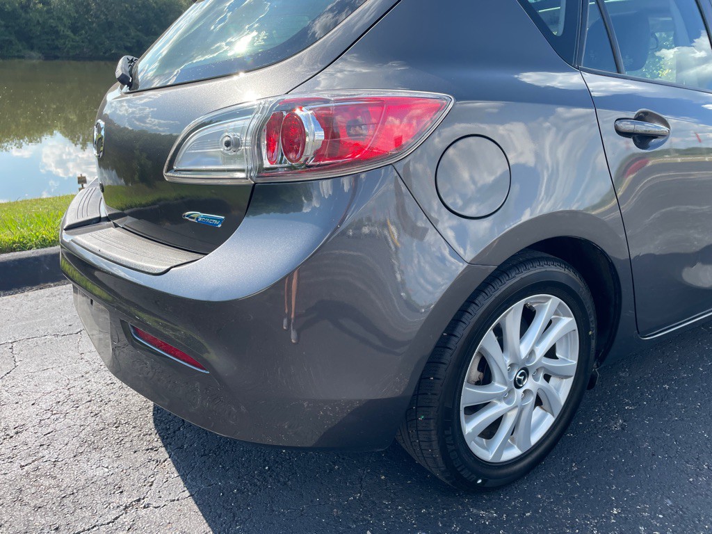 2013 Mazda Mazda3 Image 39