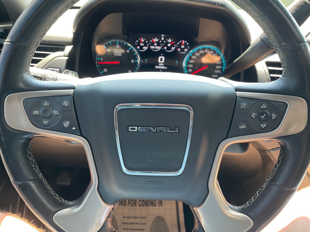 2018 GMC Yukon Image 17