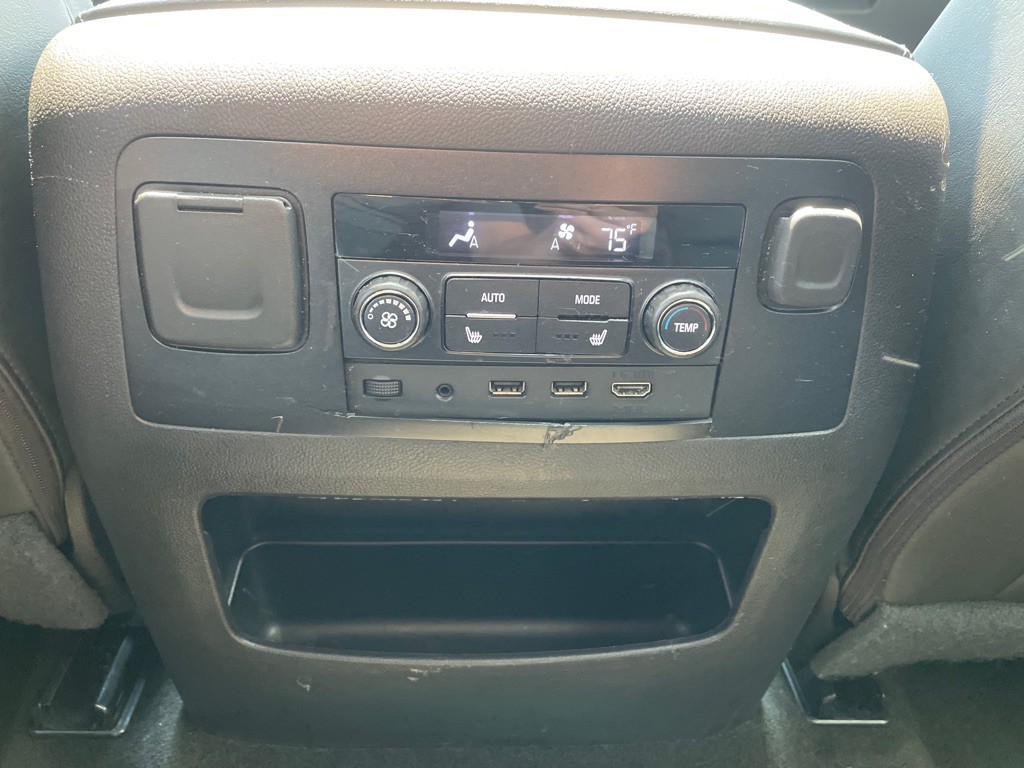 2018 GMC Yukon Image 25
