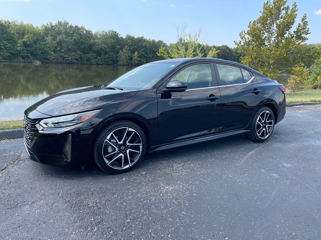 2024 Nissan Sentra Image 2