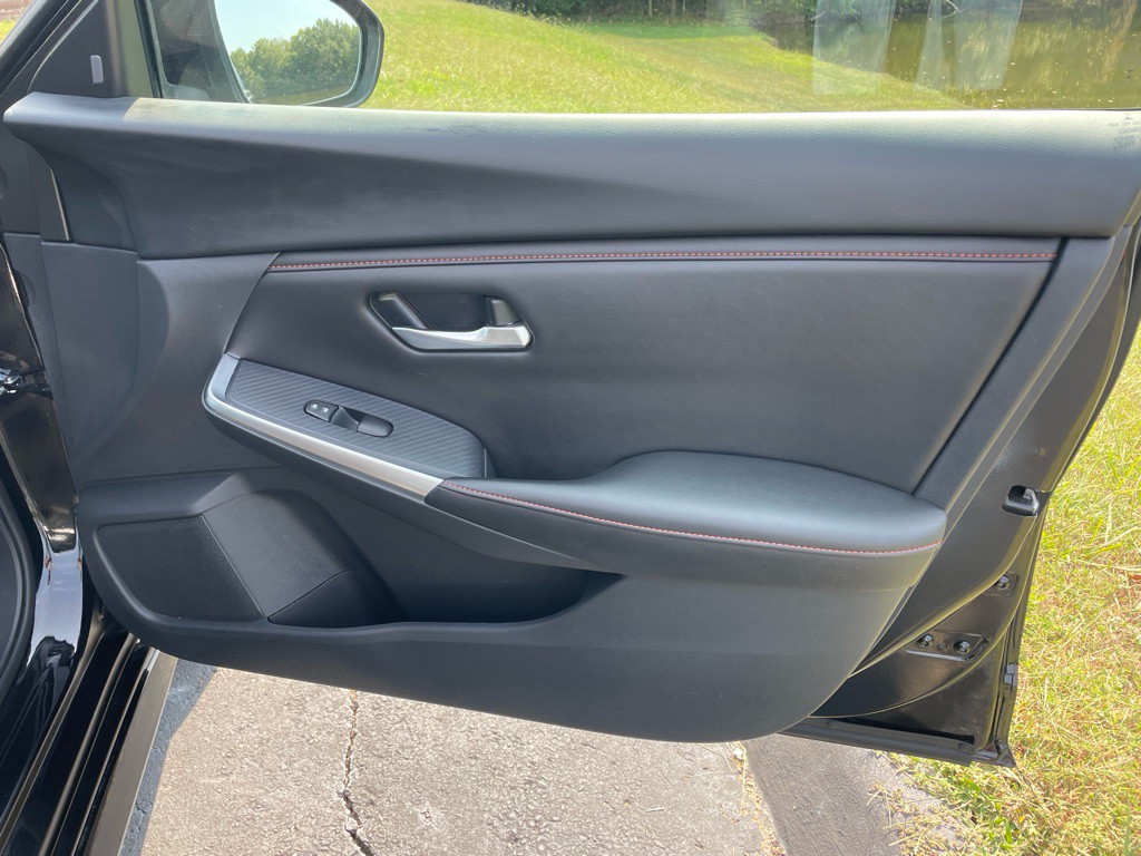 2024 Nissan Sentra Image 32