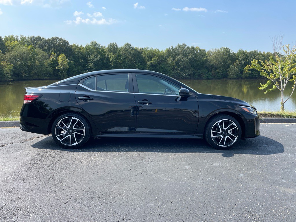 2024 Nissan Sentra Image 37