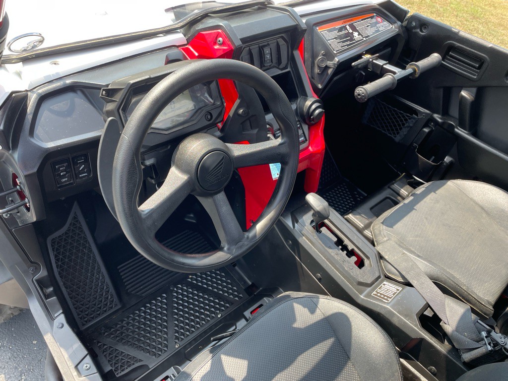 2024 Honda Talon Image 12