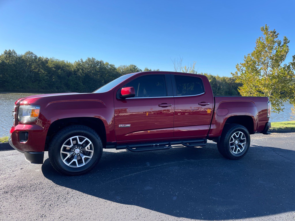 2017 GMC Canyon Image 3