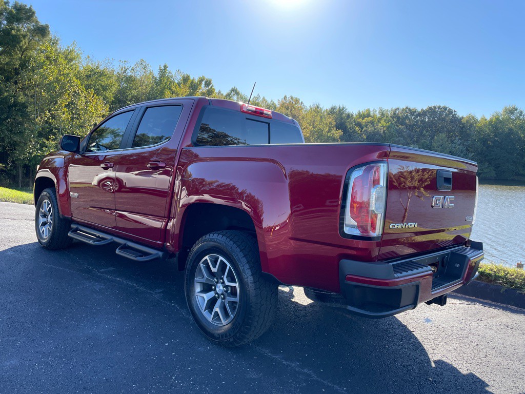 2017 GMC Canyon Image 7