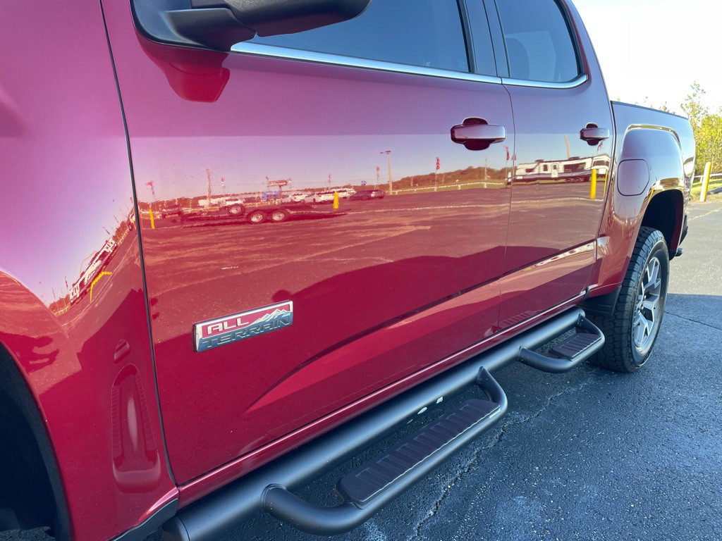 2017 GMC Canyon Image 9