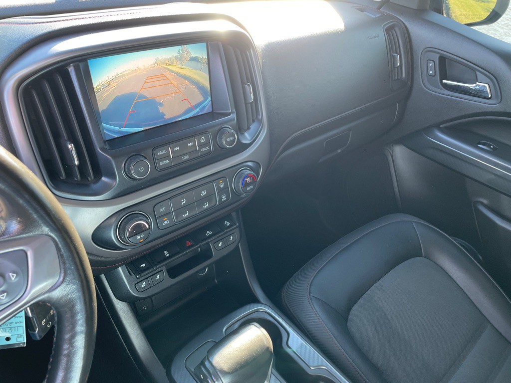 2017 GMC Canyon Image 16