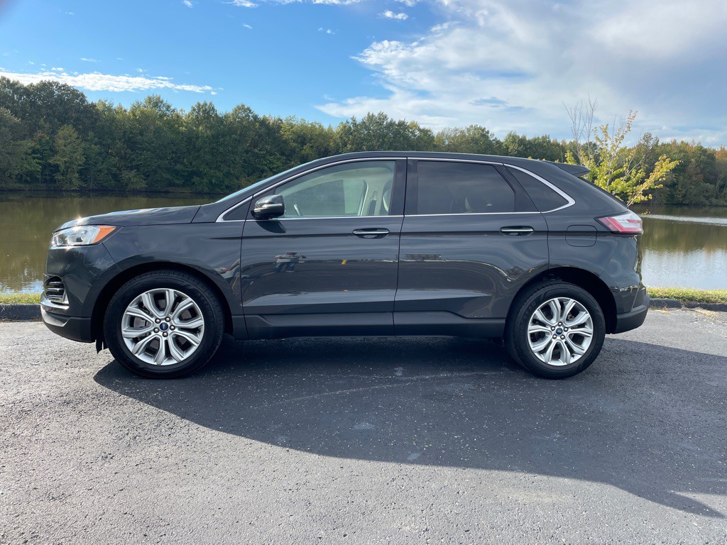 2021 Ford Edge Image 4