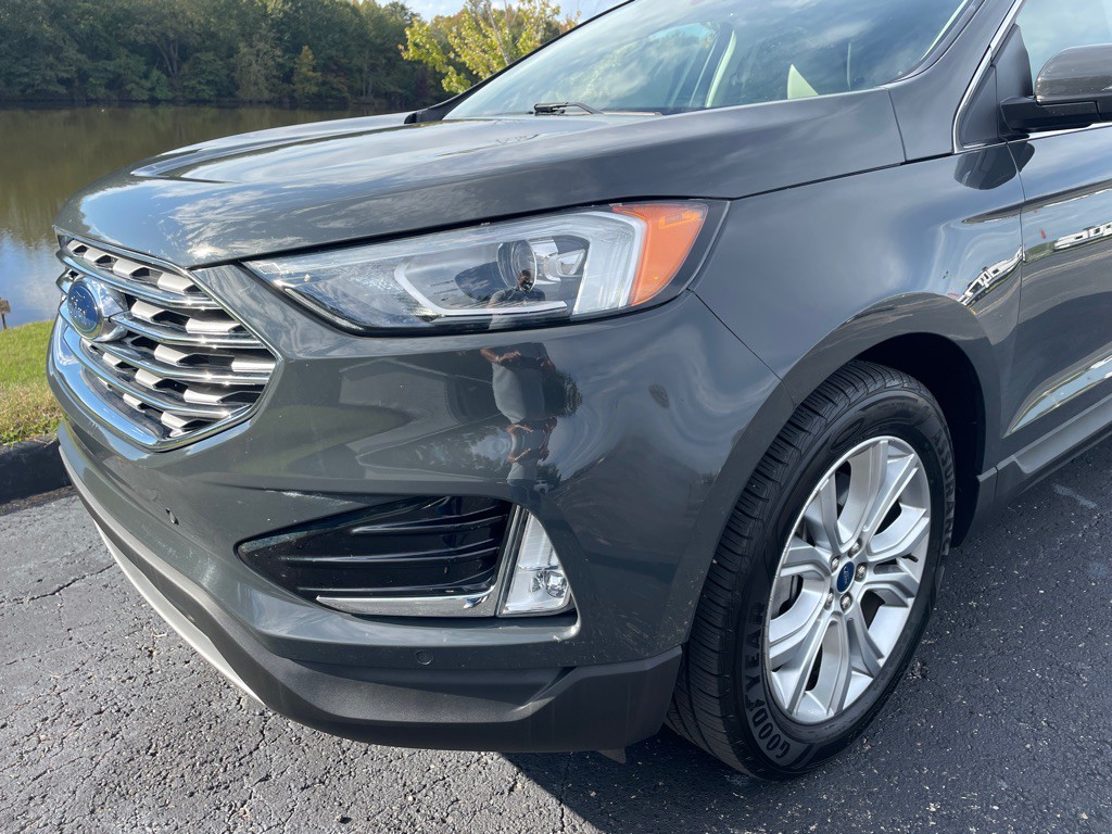 2021 Ford Edge Image 9