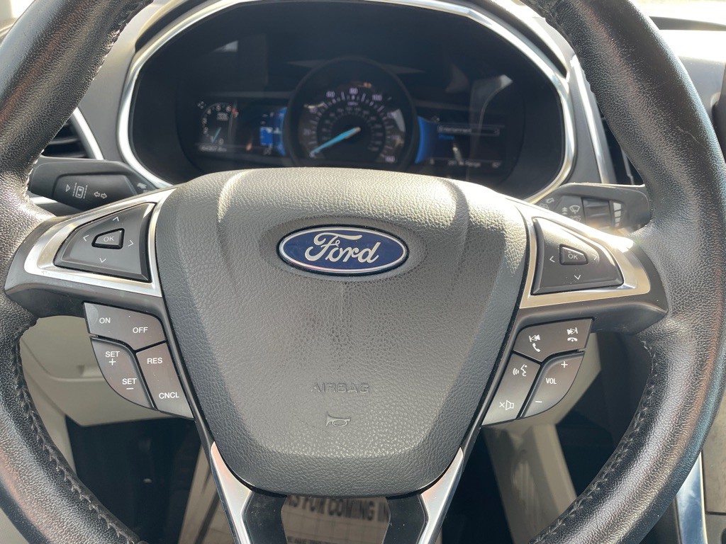 2021 Ford Edge Image 22