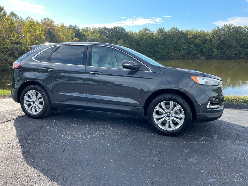 2021 Ford Edge Image 40
