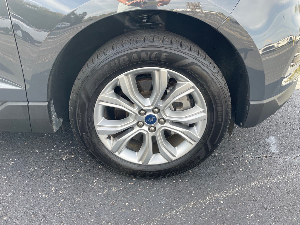 2021 Ford Edge Image 47