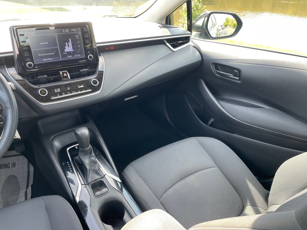 2022 Toyota Corolla Image 25