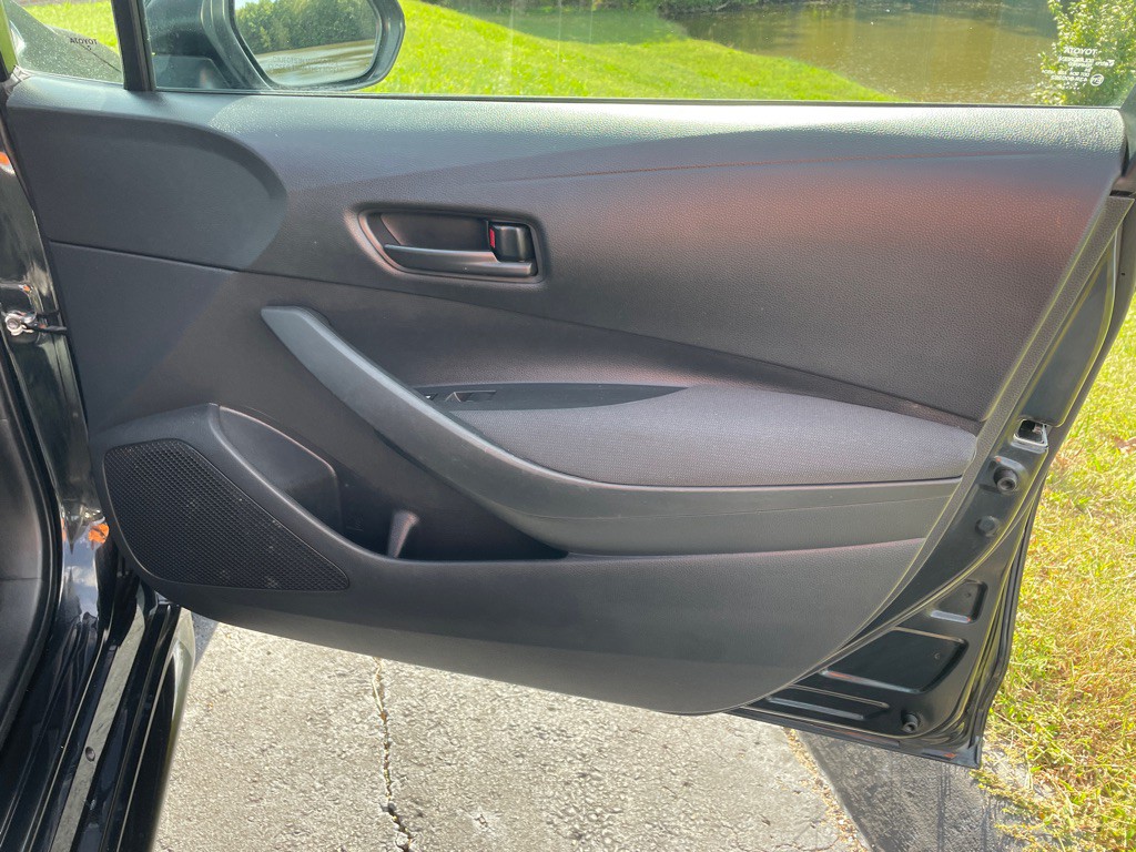 2022 Toyota Corolla Image 30