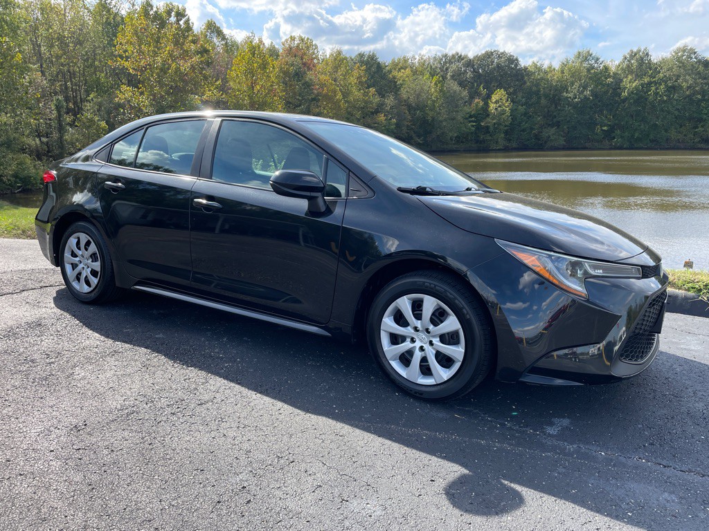 2022 Toyota Corolla Image 32