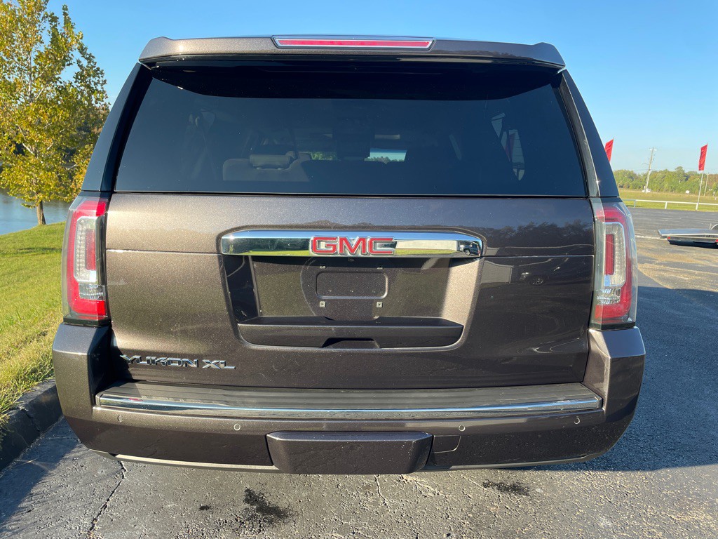 2018 GMC Yukon Image 54