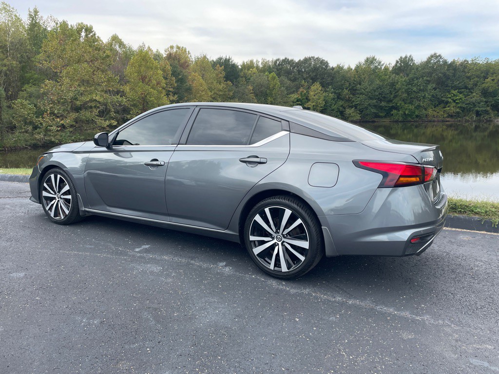 2022 Nissan Altima Image 6