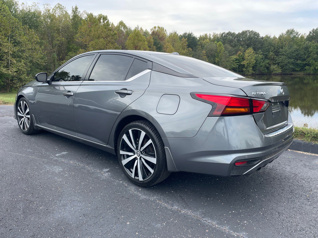 2022 Nissan Altima Image 7