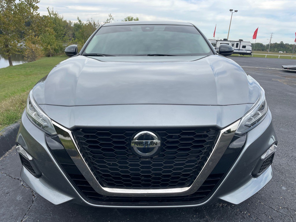 2022 Nissan Altima Image 8