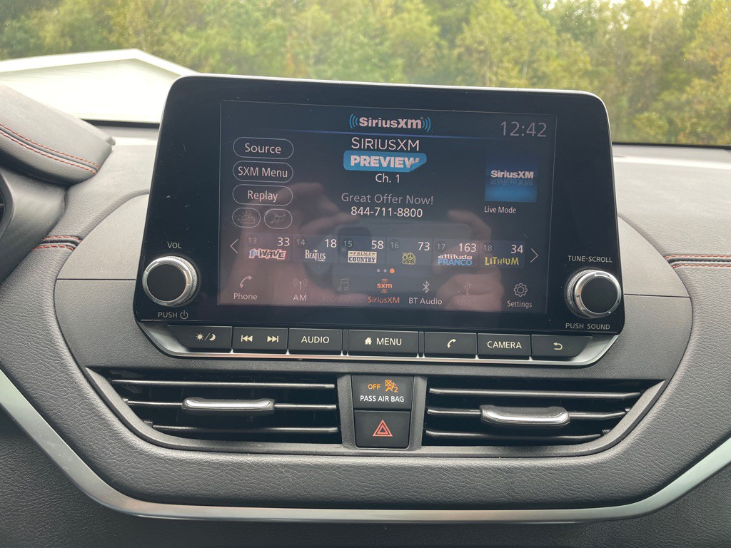 2022 Nissan Altima Image 15