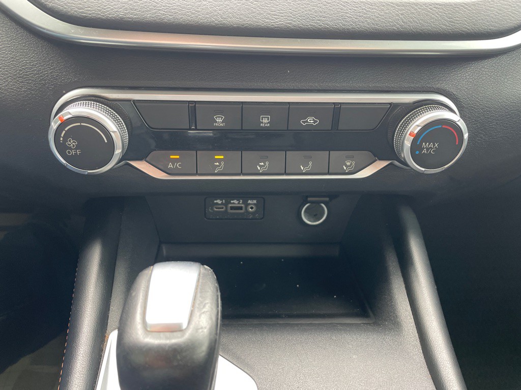 2022 Nissan Altima Image 17