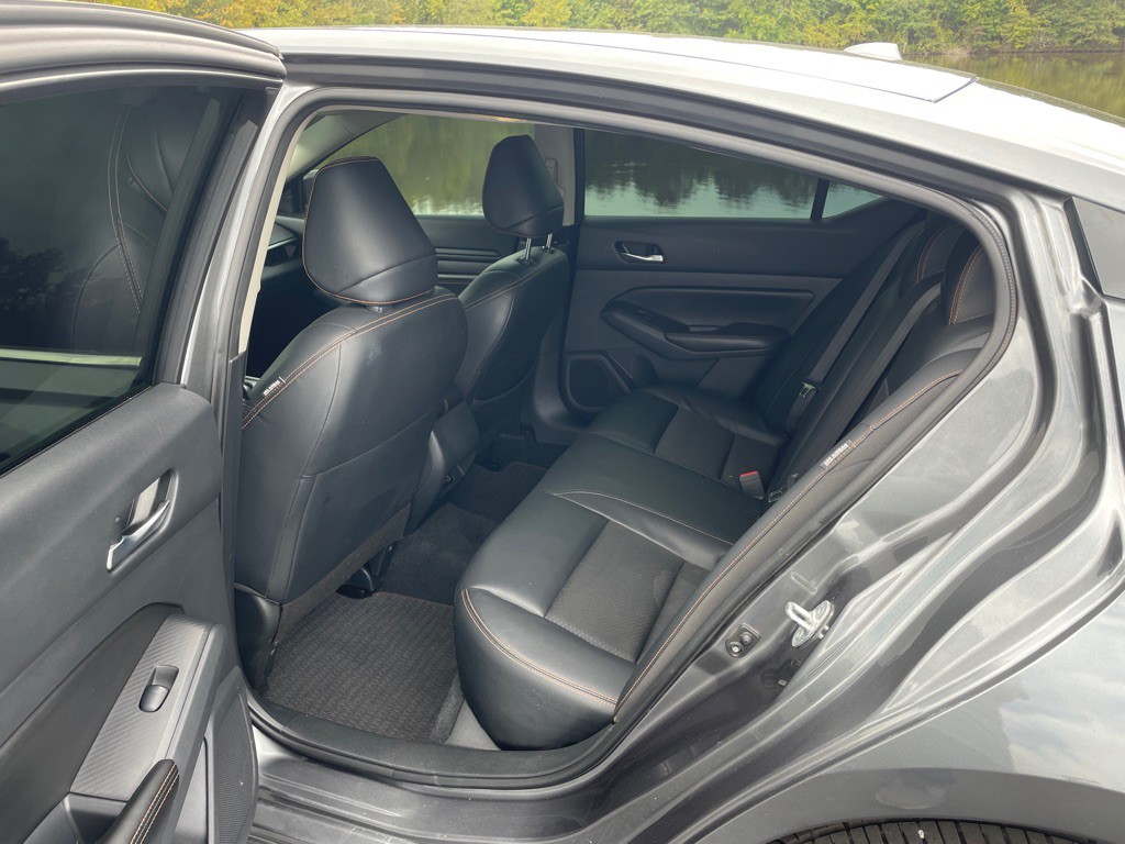 2022 Nissan Altima Image 22