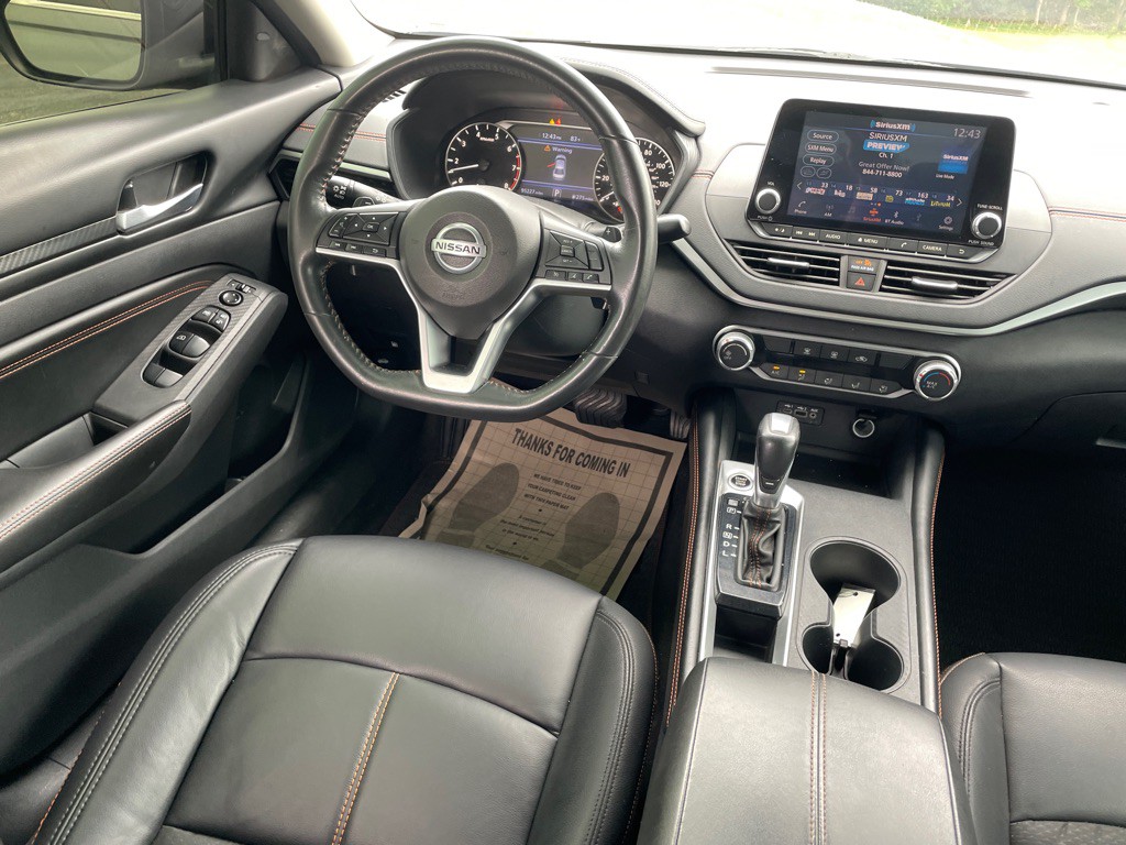 2022 Nissan Altima Image 25