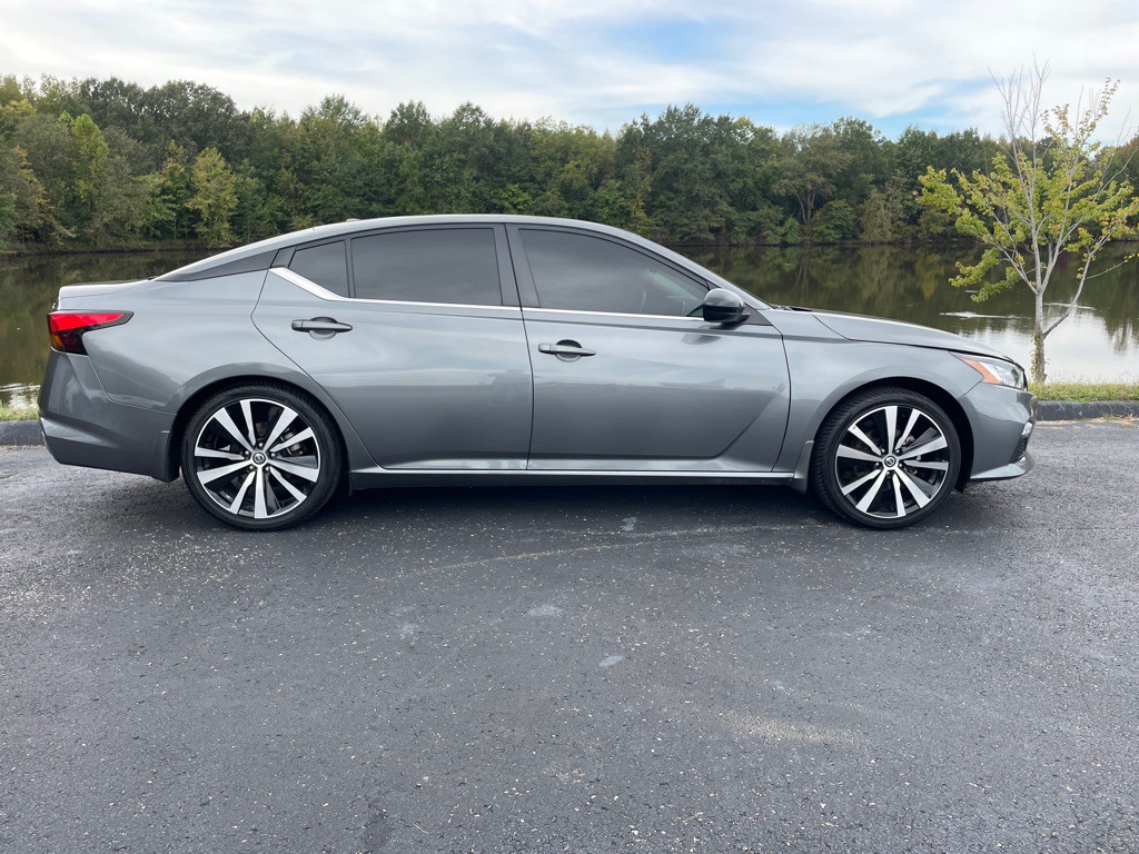 2022 Nissan Altima Image 37