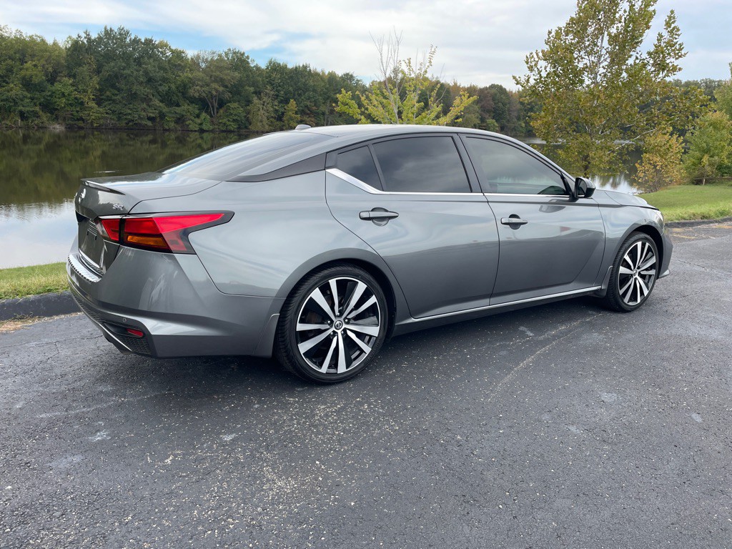 2022 Nissan Altima Image 39