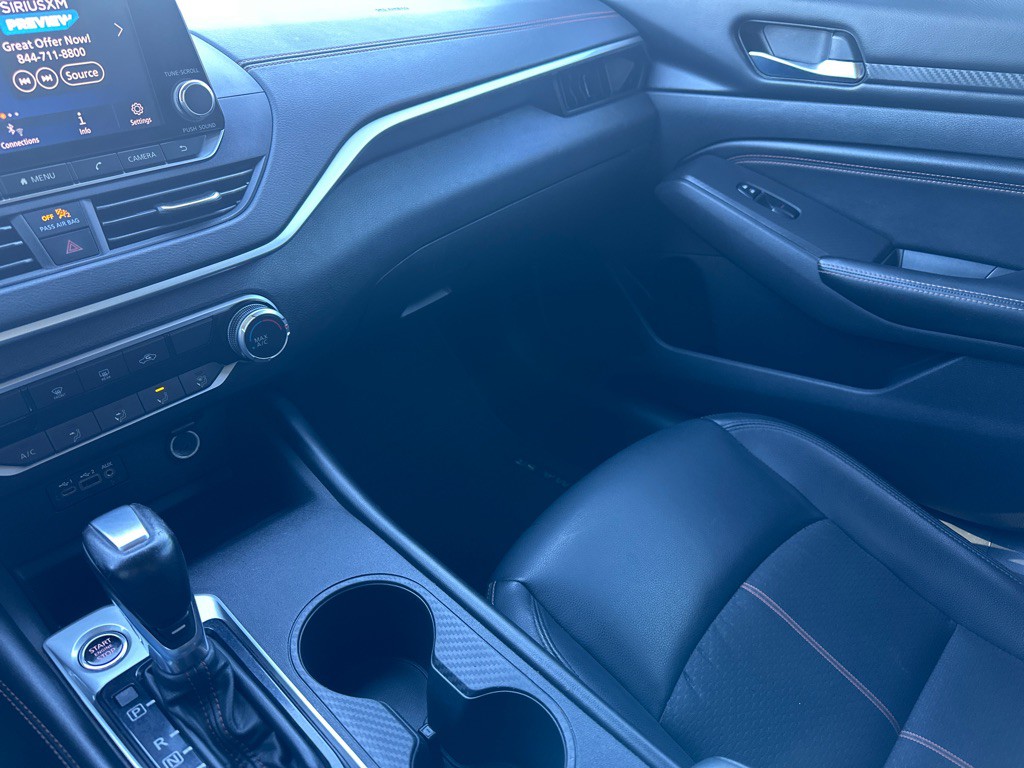 2022 Nissan Altima Image 18