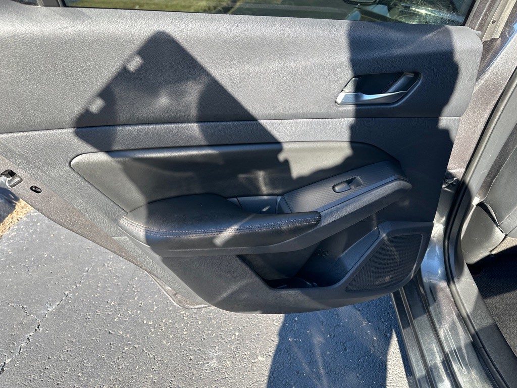 2022 Nissan Altima Image 23