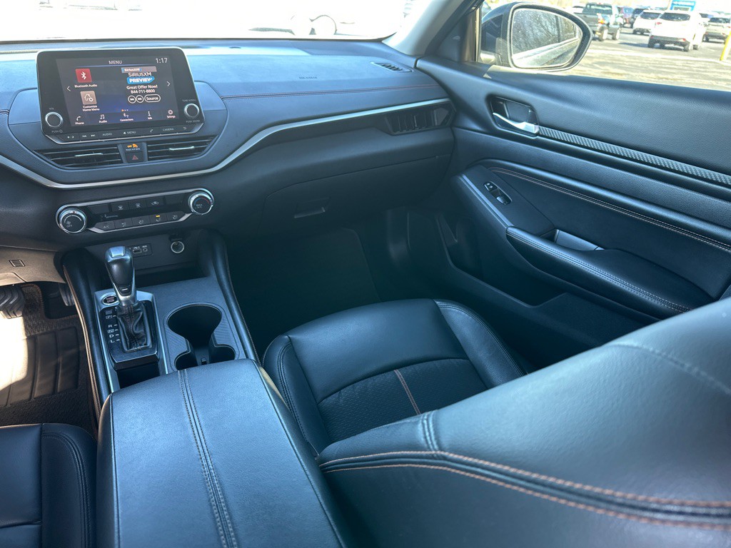 2022 Nissan Altima Image 26