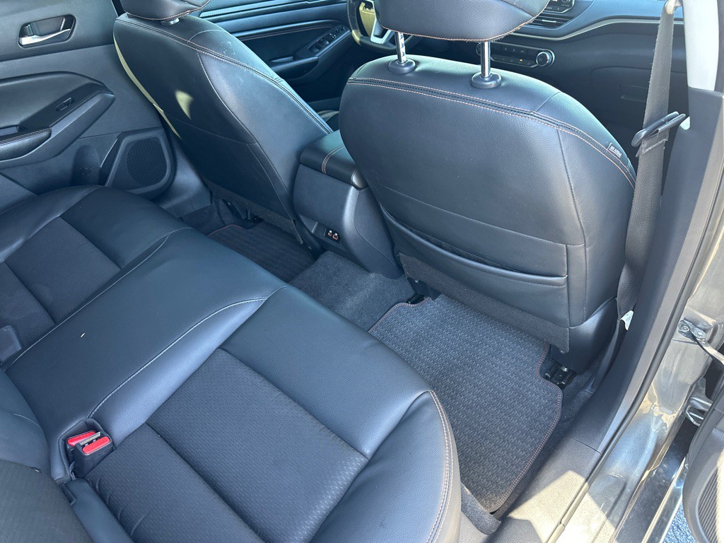 2022 Nissan Altima Image 30