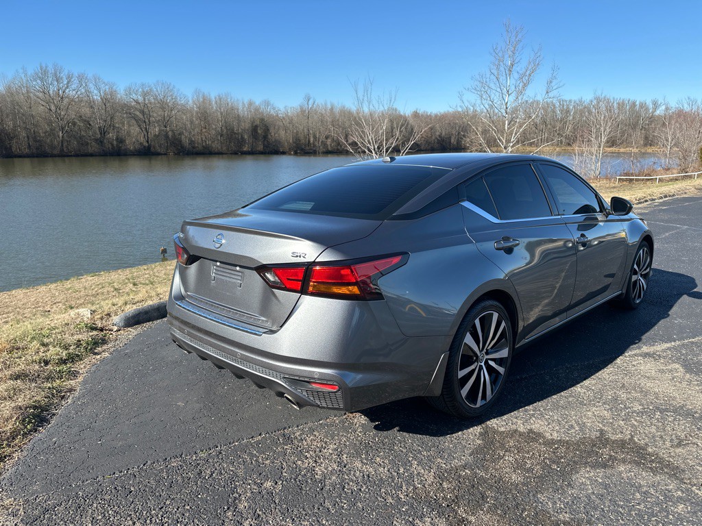 2022 Nissan Altima Image 41