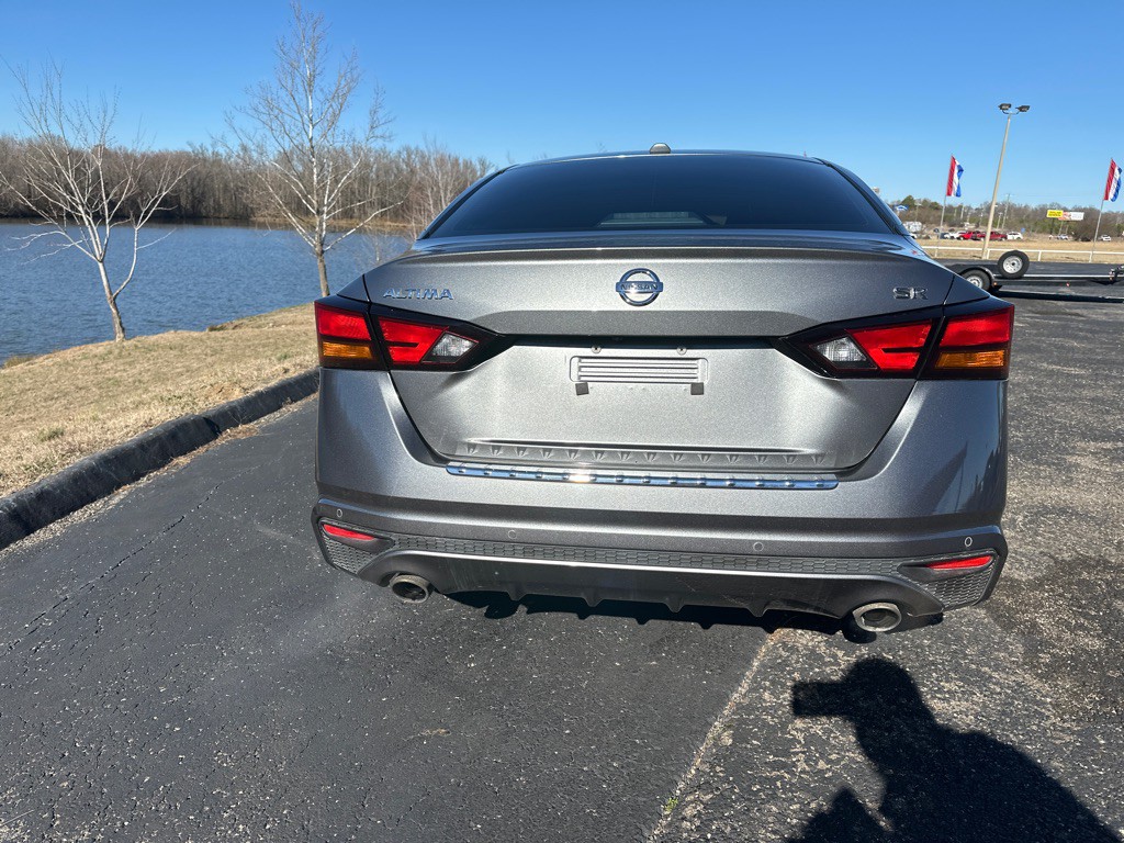 2022 Nissan Altima Image 42