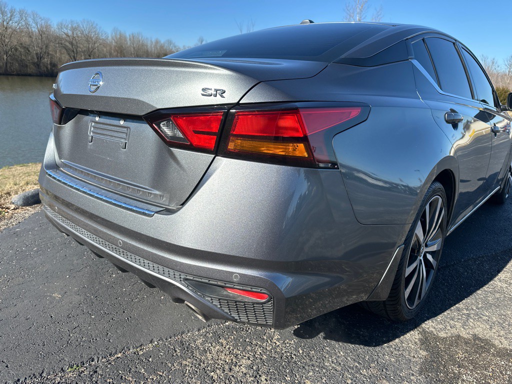 2022 Nissan Altima Image 43