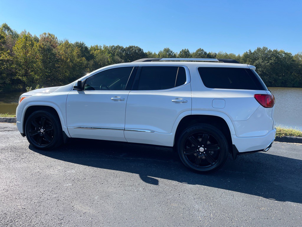 2018 GMC Acadia Image 5