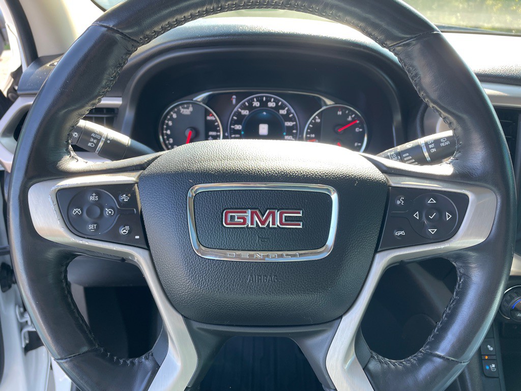 2018 GMC Acadia Image 17