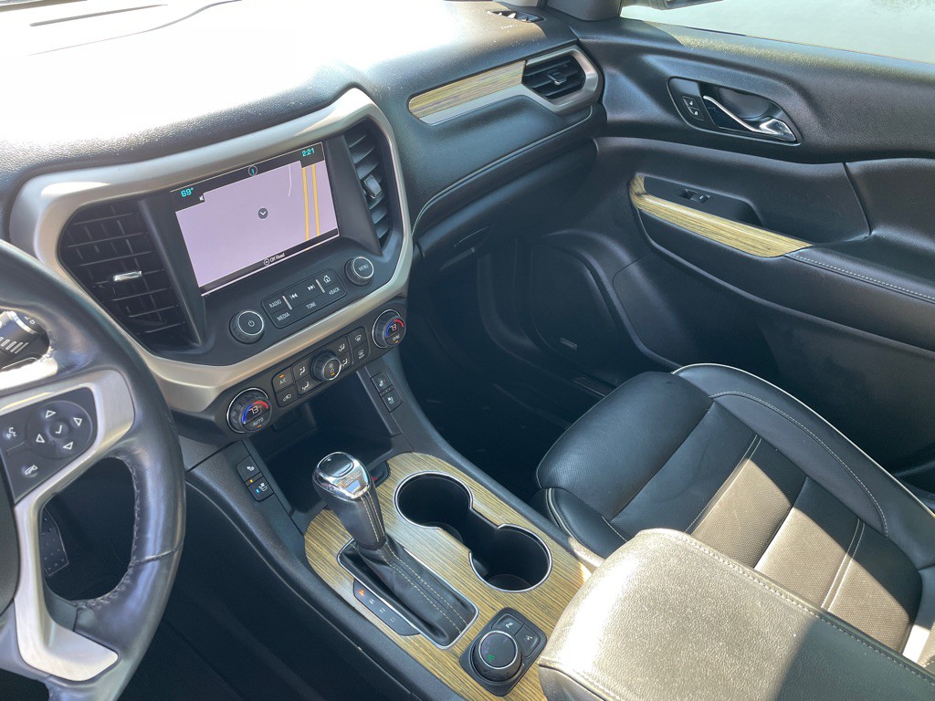 2018 GMC Acadia Image 23