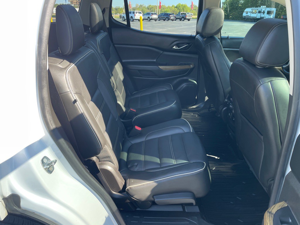 2018 GMC Acadia Image 38