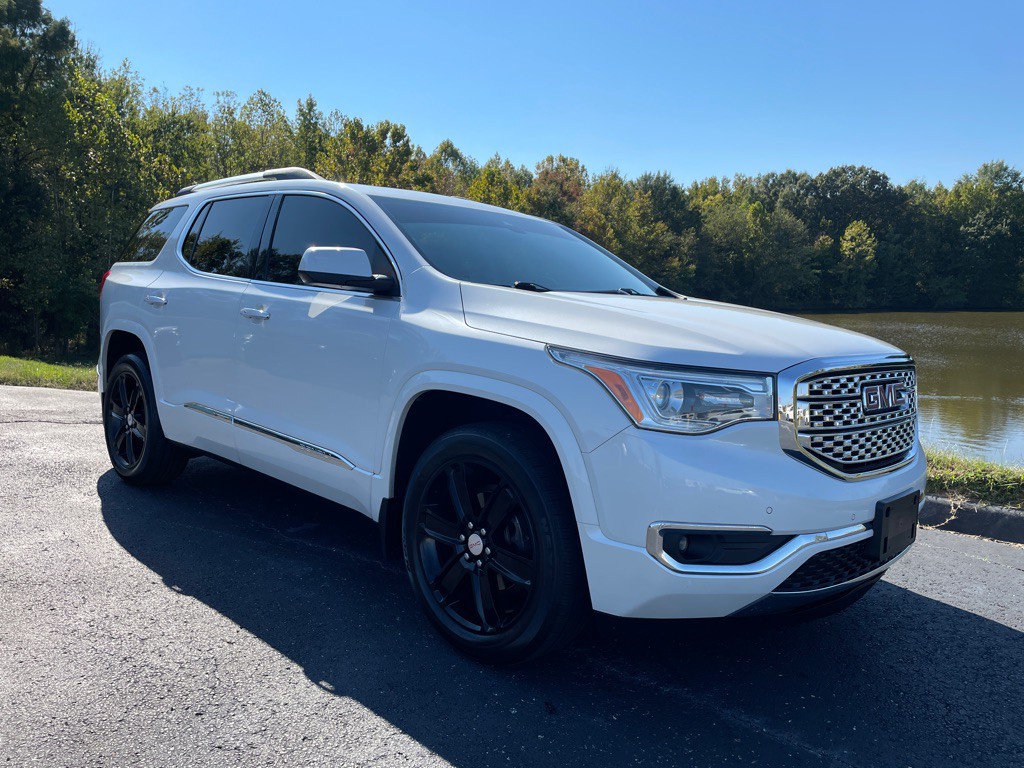 2018 GMC Acadia Image 43