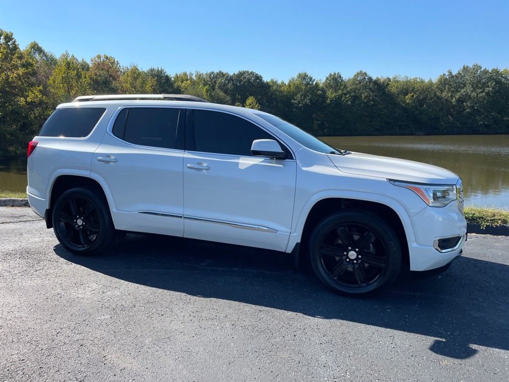 2018 GMC Acadia Image 45