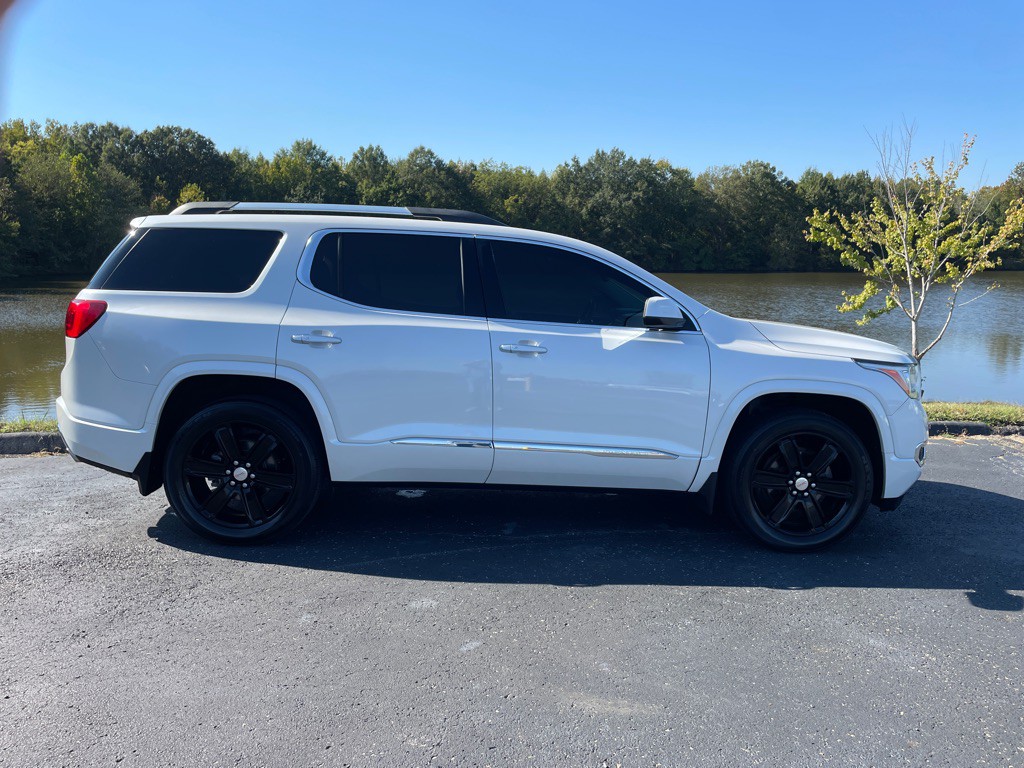 2018 GMC Acadia Image 46