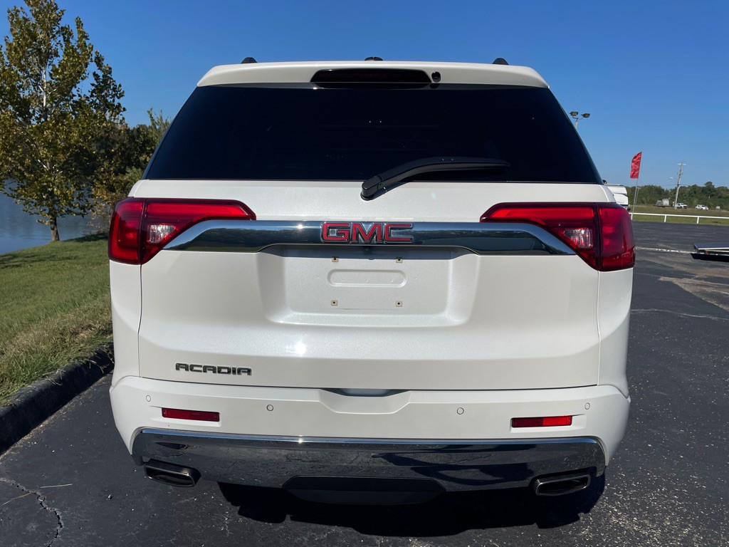 2018 GMC Acadia Image 50